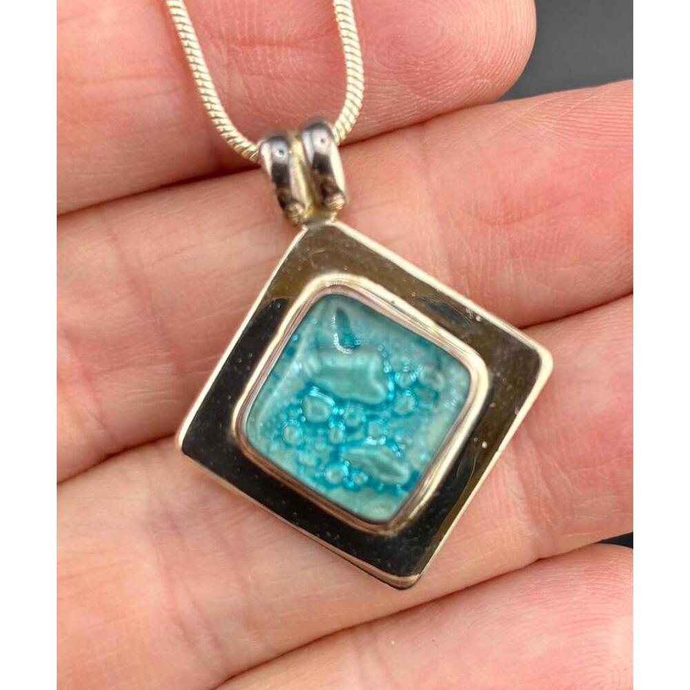 Sterling Silver Diamond-shaped Pendant Necklace with Blue Bubble Glass Inlay 18"